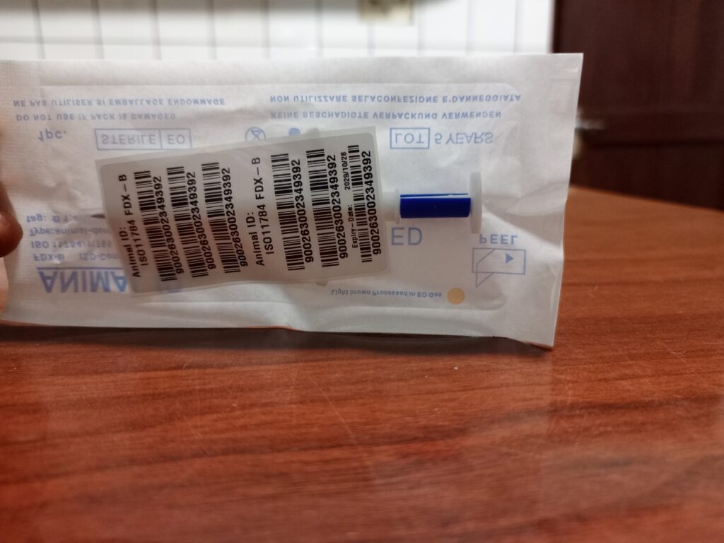 Best ISO 15- digit Cat microchip in Kampala, Ugnada at Superior Animal Clinic